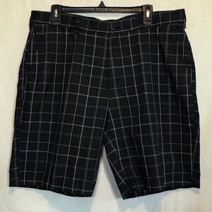 G-44 Men’s PGA Tpur Black Gray & White Plaid Summer Shorts Size 36